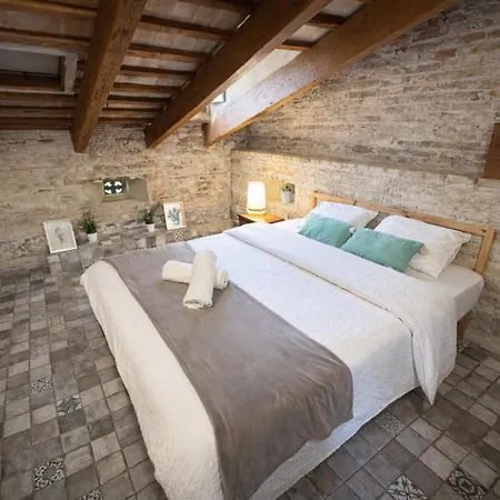 Kiwi Penthouses アパート *