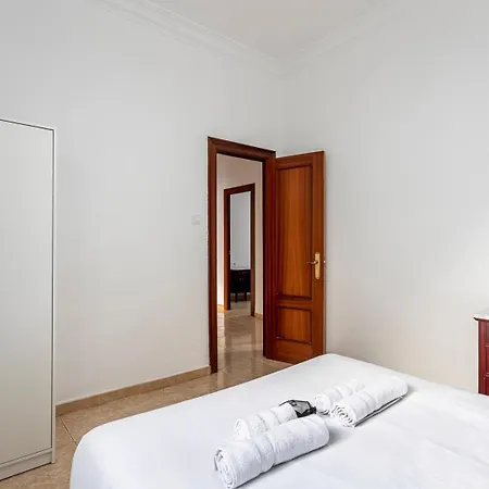 Guest Ready - Bright Flat Well‑located Urban *