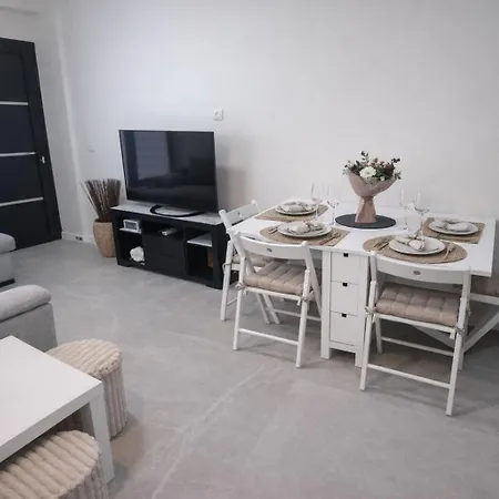 2 57m2 Muy Luminoso Apartamento *