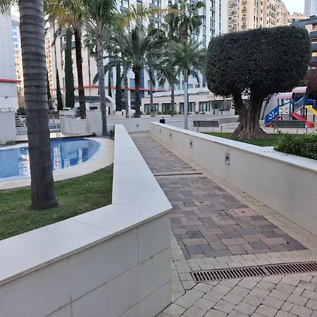 Cortes Valencianas Апартаменты Валенсия