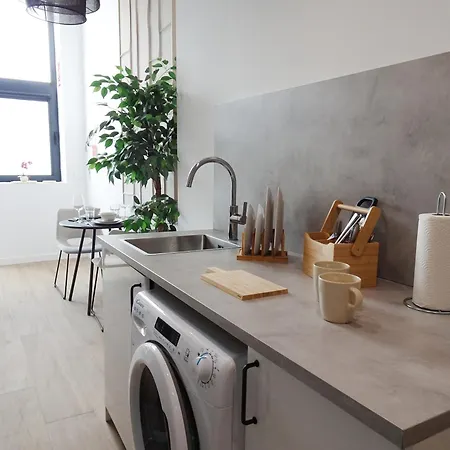 Loft M15 - Ground & Arena Connected Apartament Walencja
