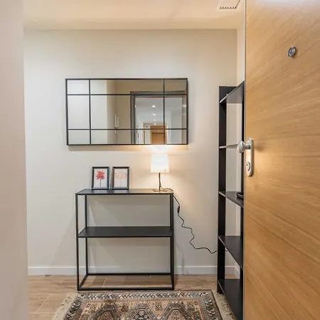 Apartment Brand New And Stylish 1 Bdr By Invalencia Valencia