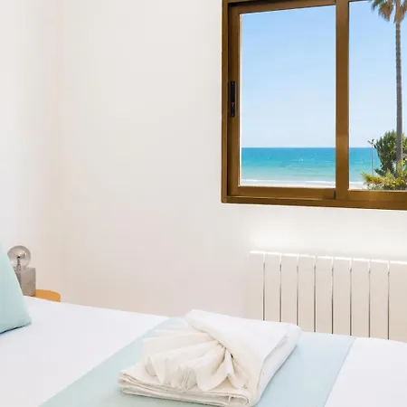 Isola Beachside Appartement Valence