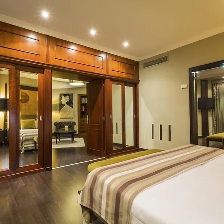 Only Hotell