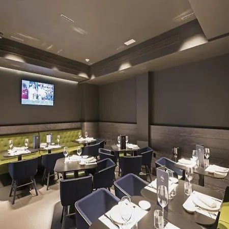 Myr集市广场水疗酒店 酒店