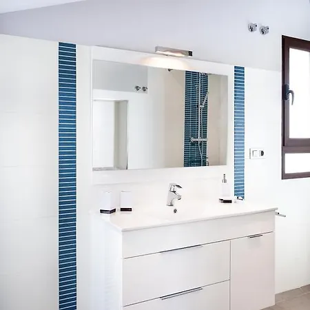 Torres De Serranos - Ttdssa Vlc * فالنسيا