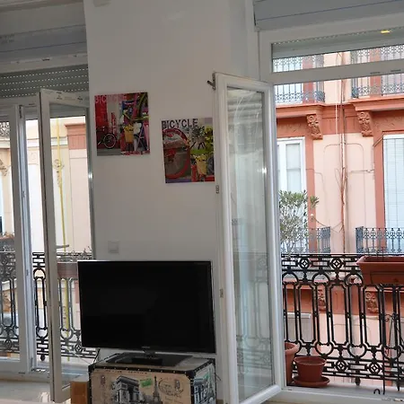 Center New バレンシア