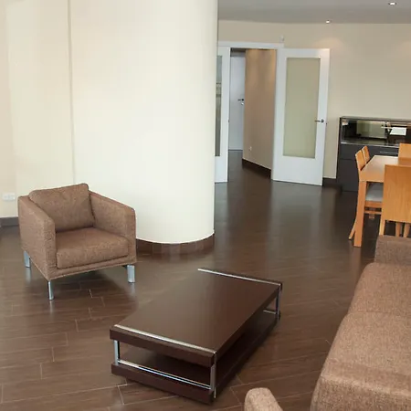 Hotel apartamentowy Galileo Flats - Palacio De Congresos