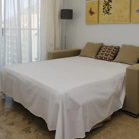 Apartup Francia Views