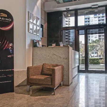 Hotel apartamentowy Galileo Flats - Palacio De Congresos
