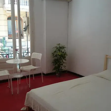 Propia 2* 발렌시아