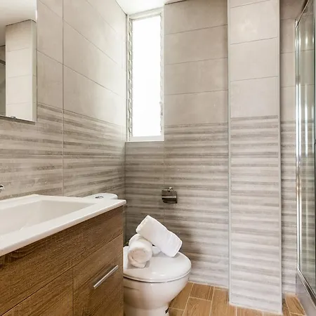 Like Standard Apartment *