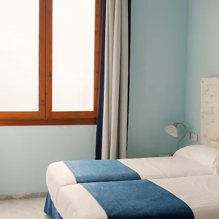 酒店 阿德霍克卡门酒店 瓦伦西亚