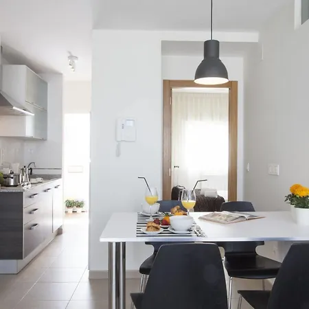 Singularstays Mar44 Appartamento Valenza