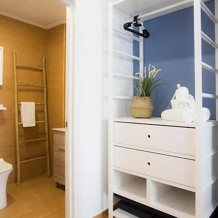 Singularstays Marina *