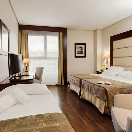Center Hotel 4*