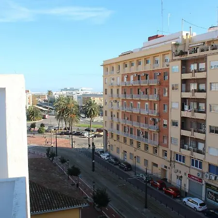 Luminoso * La Marina De