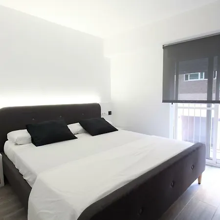 Apartment 5 Senses *