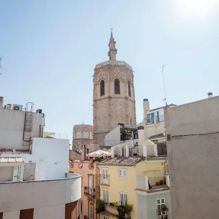 Luminous Attic Down Town Valencia