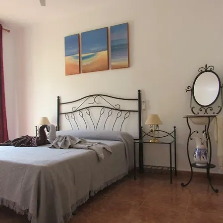 Апартаменты Playa Malvarrosa, *