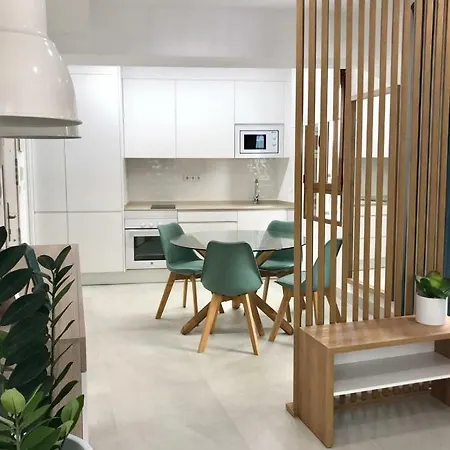 Joseph , Luminoso, Bonito Y Muy Céntrico Apartamento Valencia