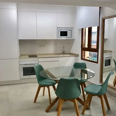 Joseph , Luminoso, Bonito Y Muy Céntrico