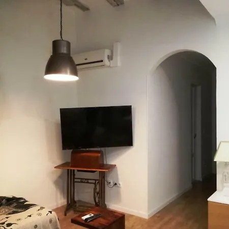 Apartman 47 Carrer De Cadis, Puerta 1 *