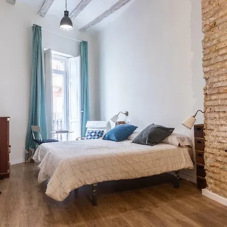 47 Carrer De Cadis, Puerta 1 Apartman *
