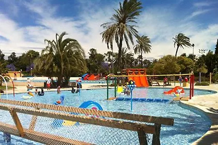 Maria Montessori, Pedagoga * Valencia