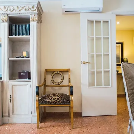 Florit Flats - Cozy 2 Bedroom By The Of Arts And Science Apartmán