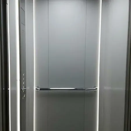 Nice And Quite * 발렌시아