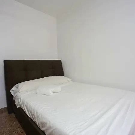 Ravalencia Ii Bed and Breakfast
