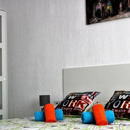 Doble Homstay ホームステイ バレンシア