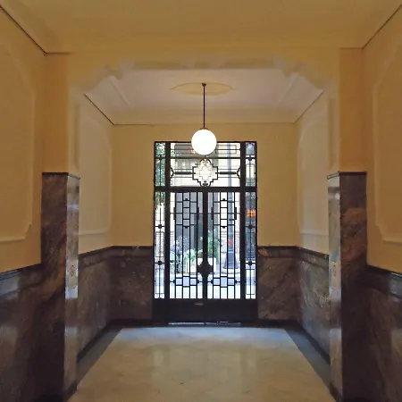 Апартаменты Entre La Estacion Y El Ayuntamiento *