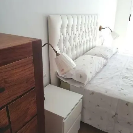 Apartman 47 Carrer De Cadis, Puerta 1 *