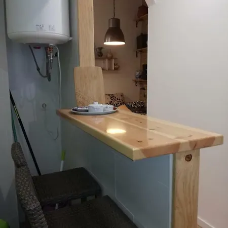Apartman 47 Carrer De Cadis, Puerta 1 *