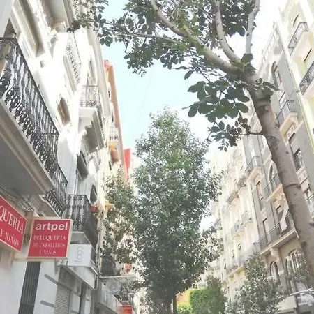 Apartman 47 Carrer De Cadis, Puerta 1 Valencia