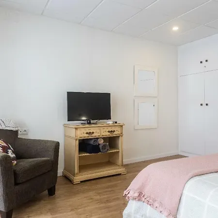47 Carrer De Cadis, Puerta 1 Apartman *