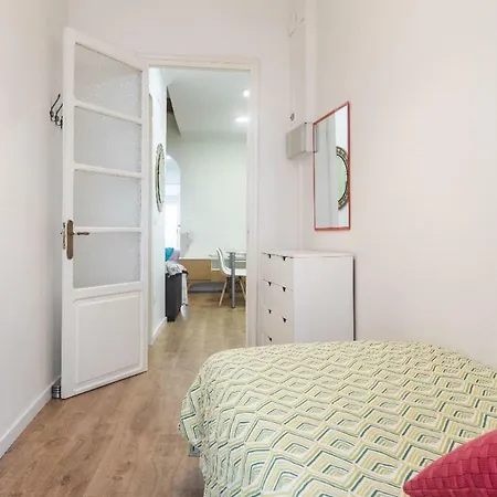 47 Carrer De Cadis, Puerta 1 Apartman Valencia