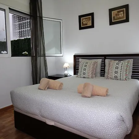 Apartamento Con Terraza Al Lado De La Playa Appartement