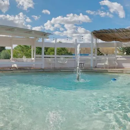 招待所 Mom La Punta 3*