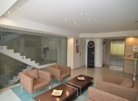 Galileo Flats - Palacio De Congresos Hotell