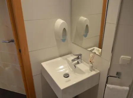 Hotell Galileo Flats - Palacio De Congresos 2*