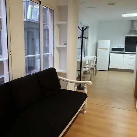 Apartamento Inmediaciones Plaza Ayuntamiento En El Centro Historico De *