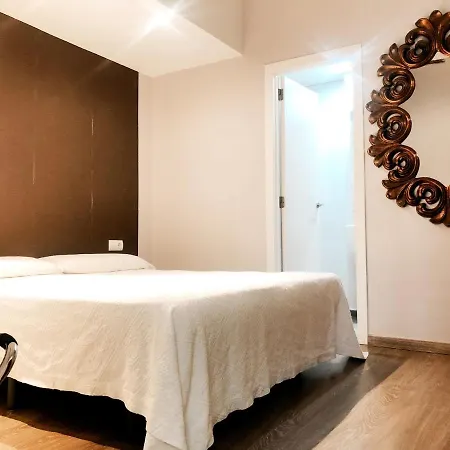 Catedral Center Apartman *