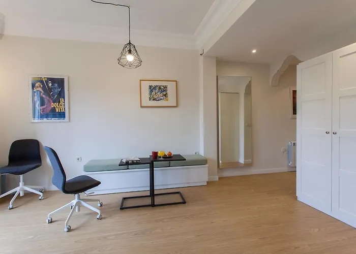 Lägenhet Near The Marina, *