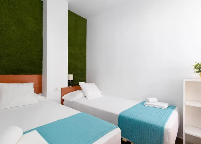 Adarve Flats * Valencia