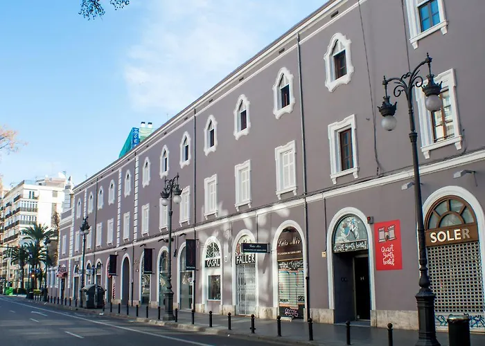 Quart Youth & Vandrerhjem Valencia