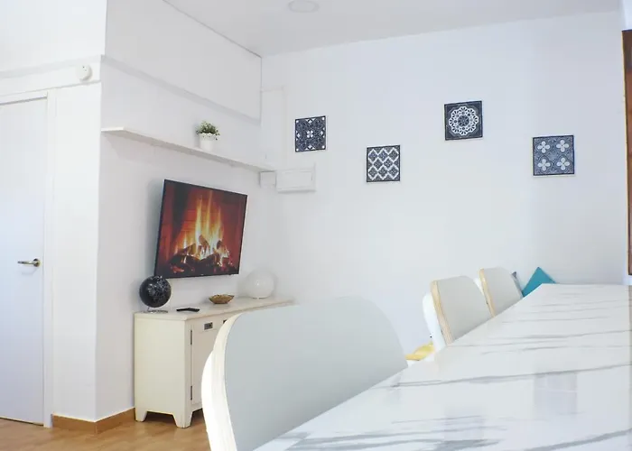 Flat Historic Area Next To The * Βαλένθια