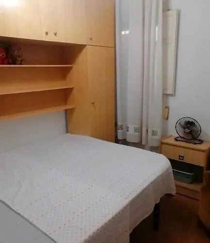 Mary's Cost فندق